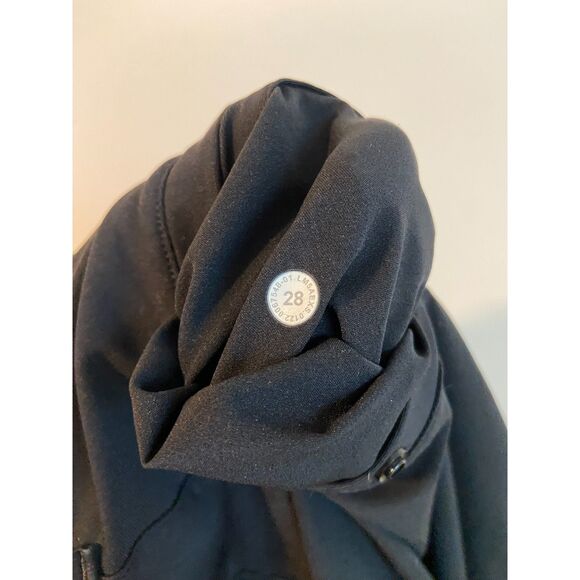 Lululemon Commission Pant Classic in Black (obsidian) Size 28 - Picture 11 of 11